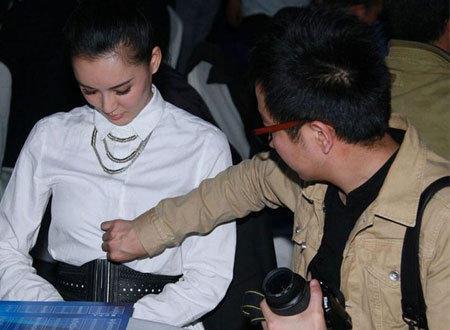 火狐电竞官方网站|中甲-冲超组成都胜梅州积分追平亚泰!保级组九牛位列小组第1(图4) 火狐电竞官方网站