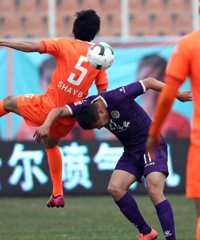 
不止天津天海 22支足球俱乐部已经遣散 足球为何这么懦弱！_火狐电竞(图7)