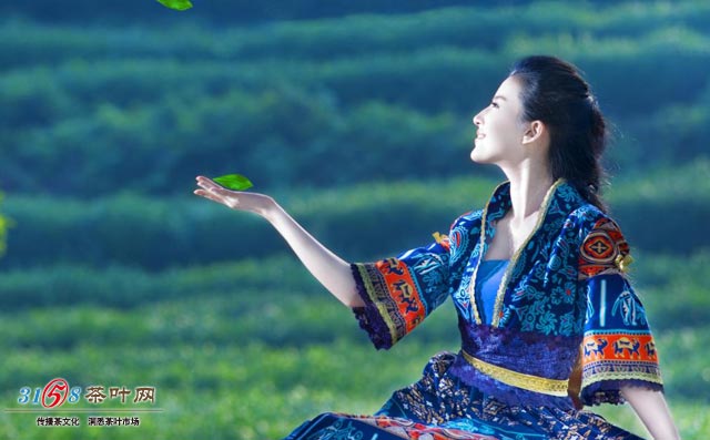 军训时晒黑了,要如何快速美白“火狐电竞官方网站”(图1) 火狐电竞官方网站