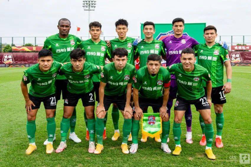 火狐电竞官网|
战报：新疆雪豹纳欢0比1不敌四川优必选(图5)