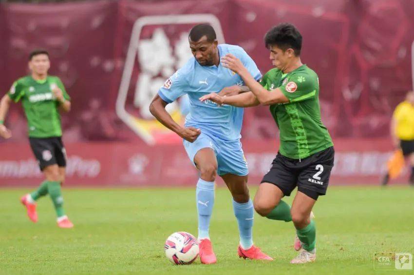 火狐电竞官网|
战报：新疆雪豹纳欢0比1不敌四川优必选(图13)