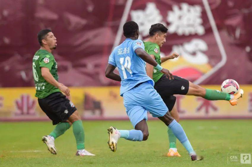 火狐电竞官网|
战报：新疆雪豹纳欢0比1不敌四川优必选(图15)